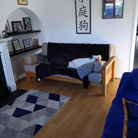 Rays Place Отель